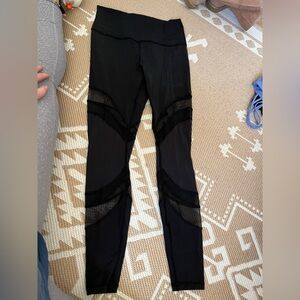 Lululemon leggings with black mesh detailing